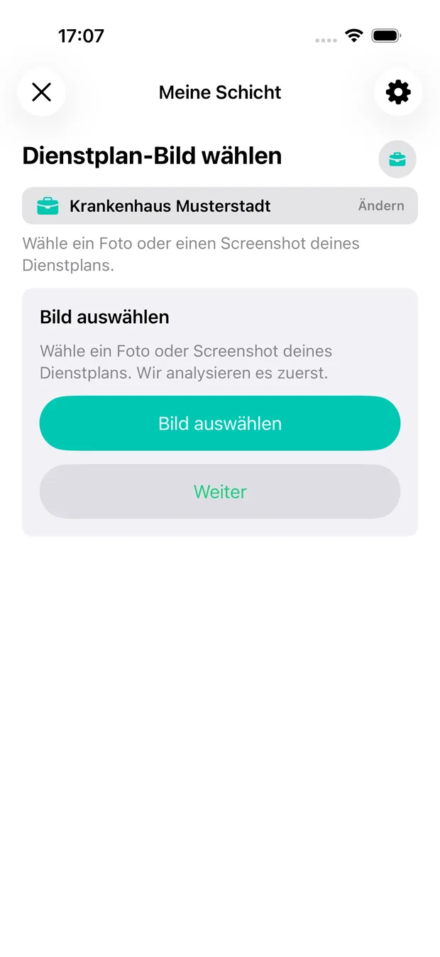 Meine Schicht: Foto oder Screenshot des Dienstplans in der App auswählen